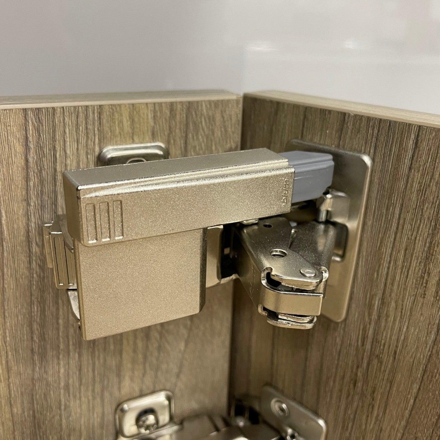 BLUM 170 Soft Close Hinge Clip On Attachment - Image 4